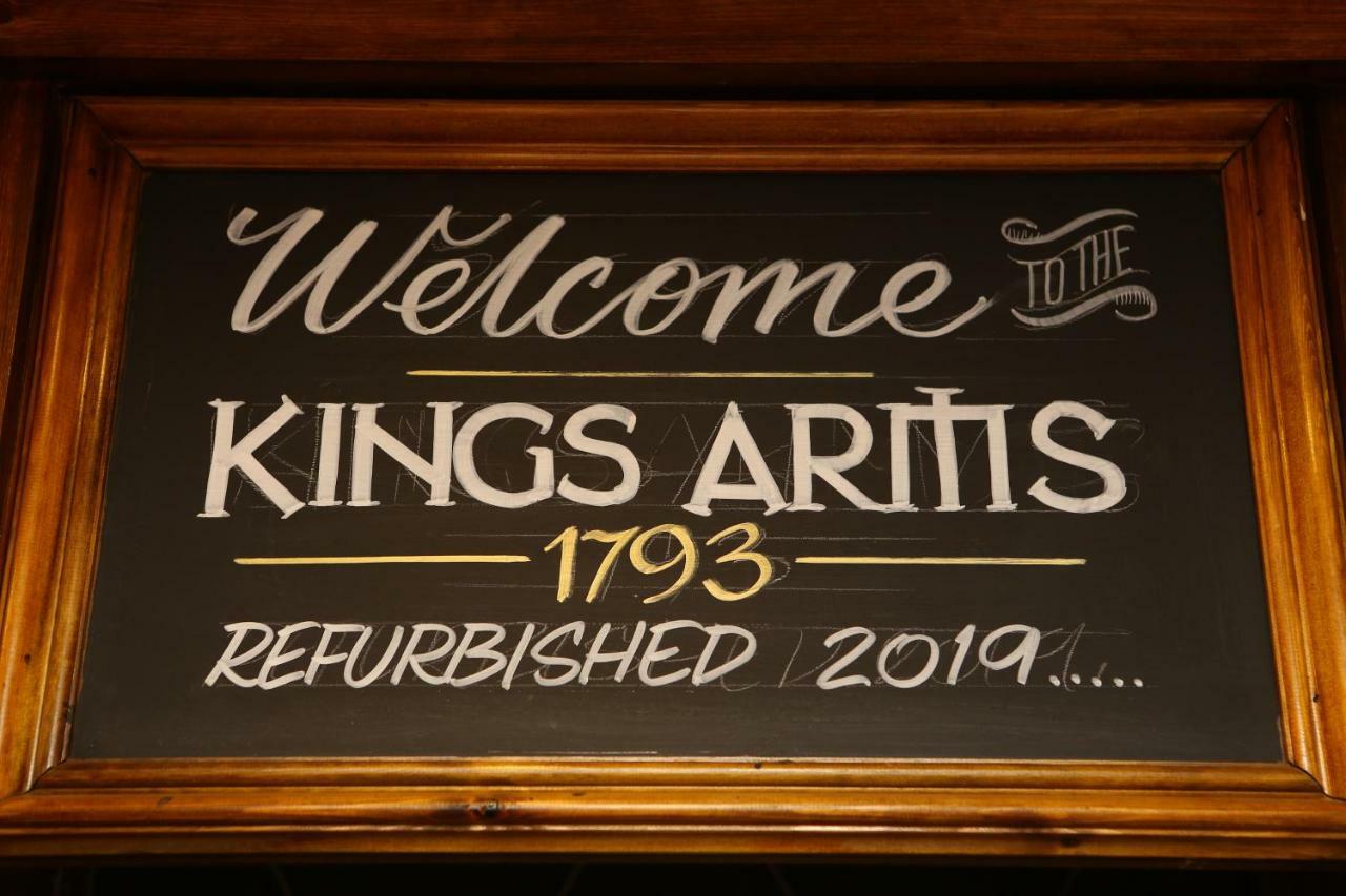 Kings Arms Hotel Мелроуз Экстерьер фото